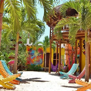 Tribu , Holbox Mexique
